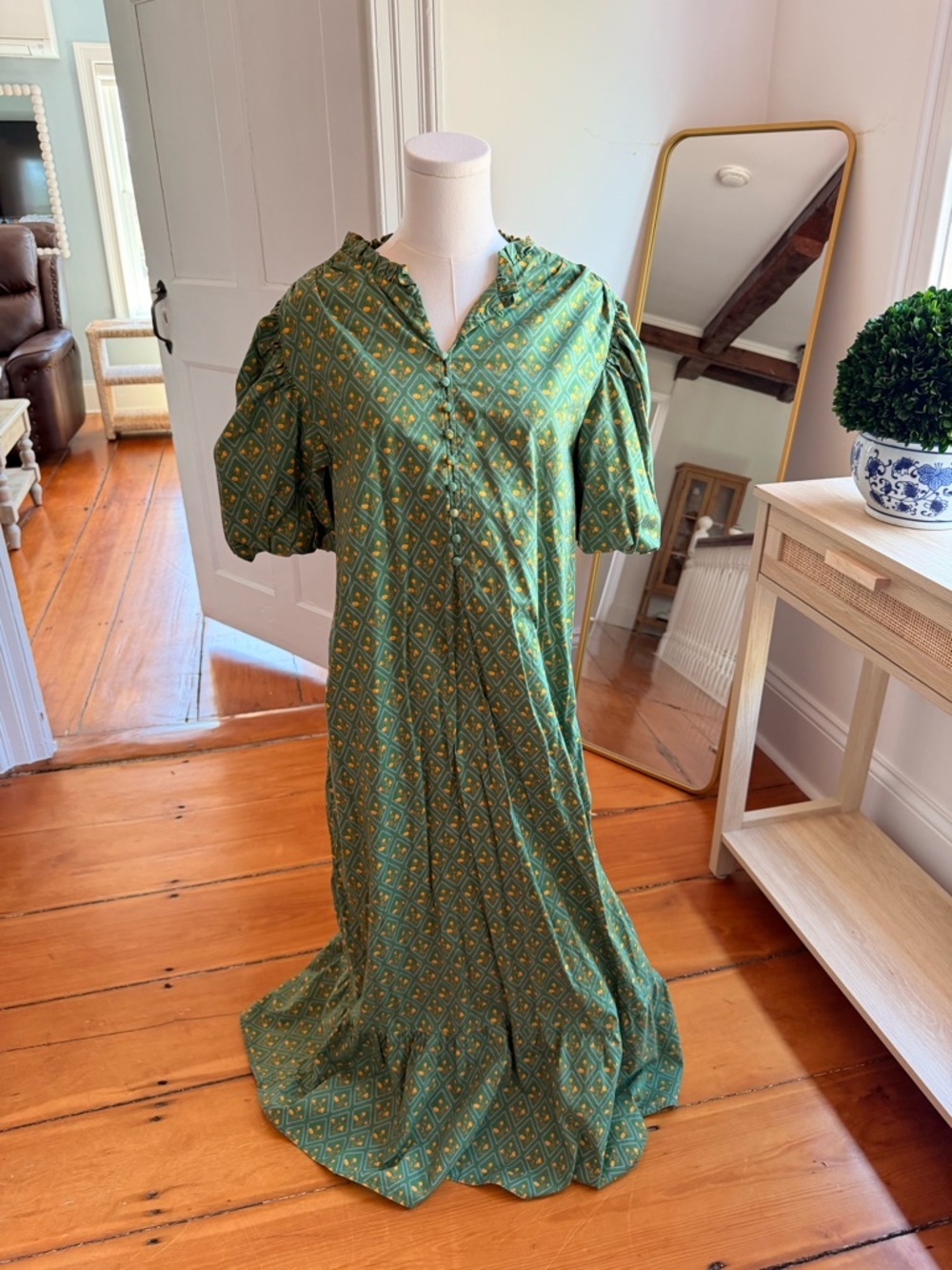 Green Diamond-Print Puff-Sleeve Maxi Dress